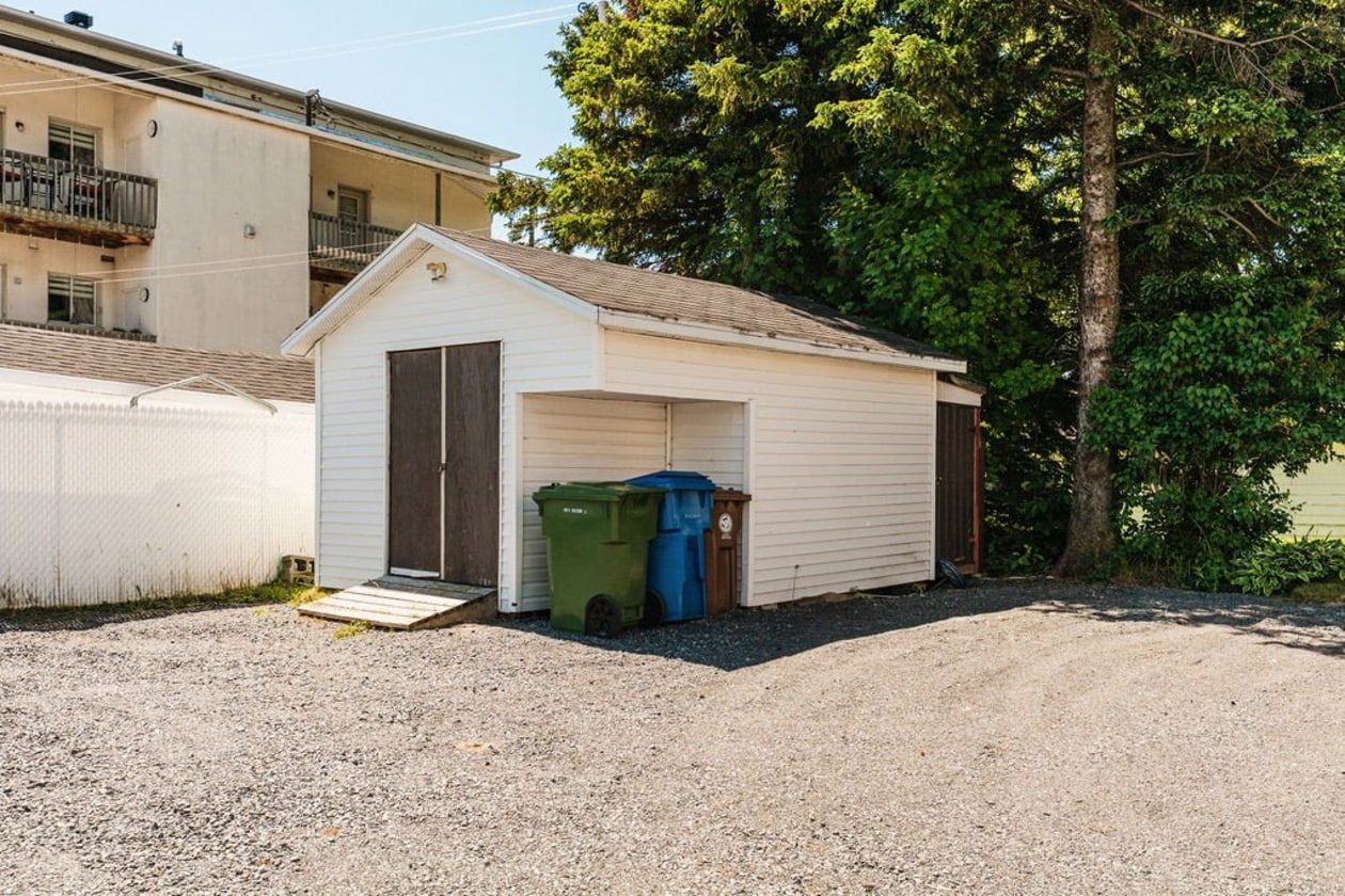 Cour — 800, Rue Boivin, Alma, G8B1Y6, Alma