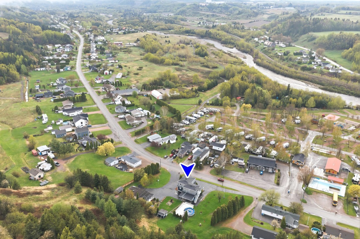Vue d'ensemble — 3745 - 3747, Ch. St-Louis, Saguenay (La Baie), G7B0C6, Saguenay (La Baie)