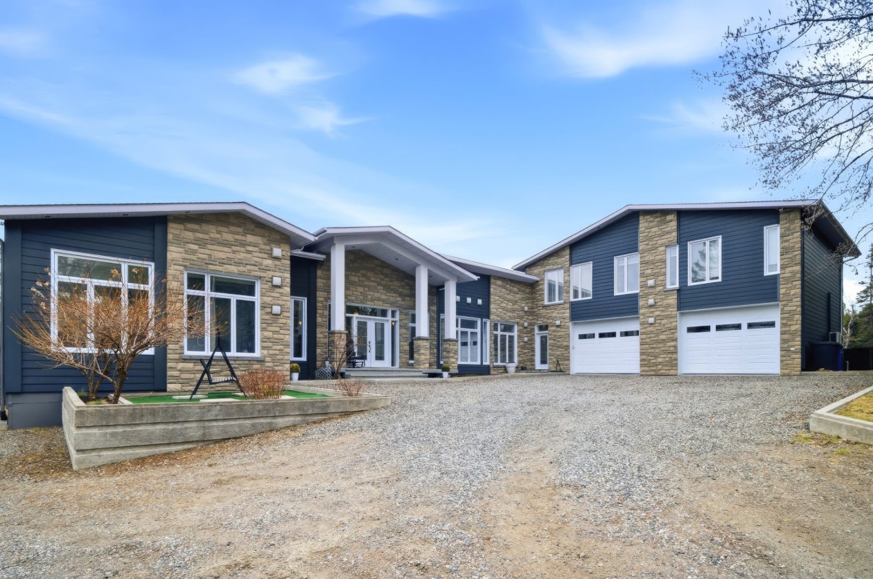 Extérieur — 3360, Rue St-Dominique, Saguenay (Jonquière), G8A2M3, Saguenay (Jonquière)