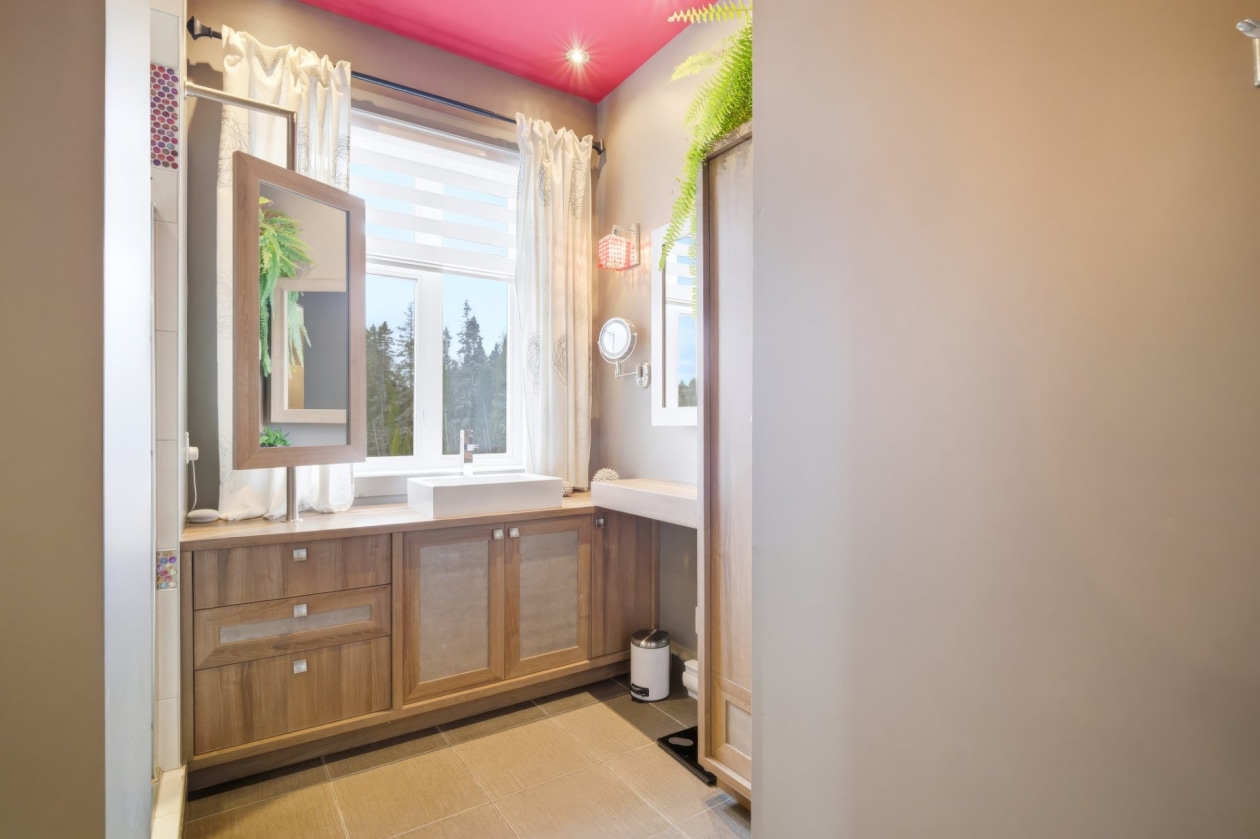 Salle de bains — 3360, Rue St-Dominique, Saguenay (Jonquière), G8A2M3, Saguenay (Jonquière)