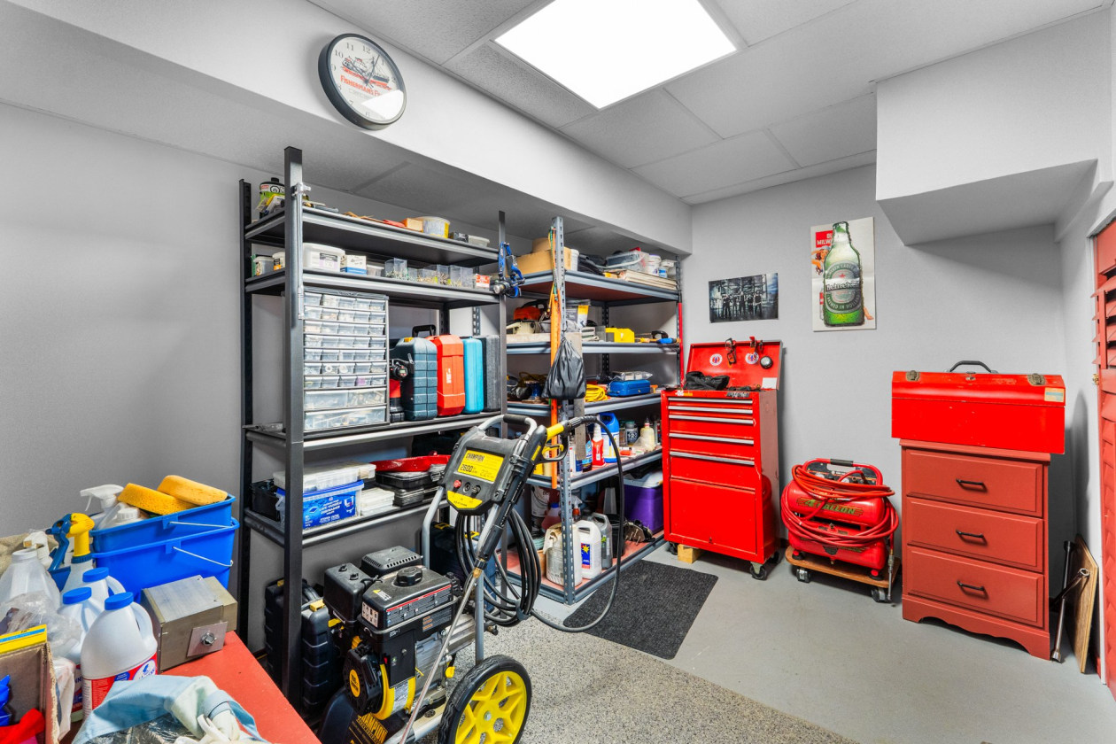 Atelier — 1123, Rue Vianney, Blainville, J7C2V8, Blainville