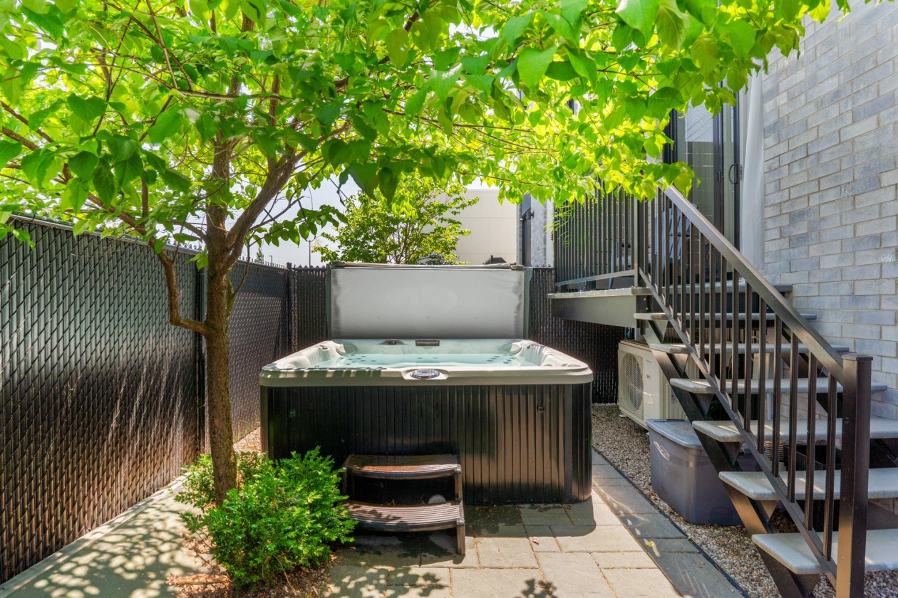 Cour — 18211, Rue de Brissac, Mirabel, J7J0Y4, Mirabel