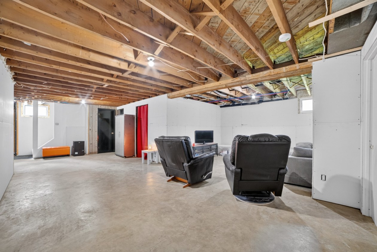 Salle familiale — 395, Boul. St-Joseph O., Drummondville, J2E1M3, Drummondville