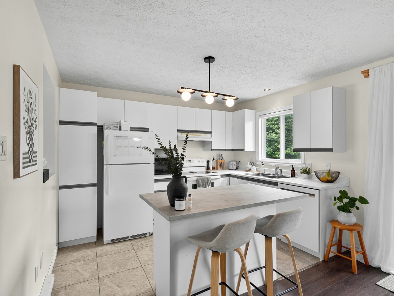 Photo 11 — 35 Place Des Chênes, Windsor, J1S 2S9, Windsor