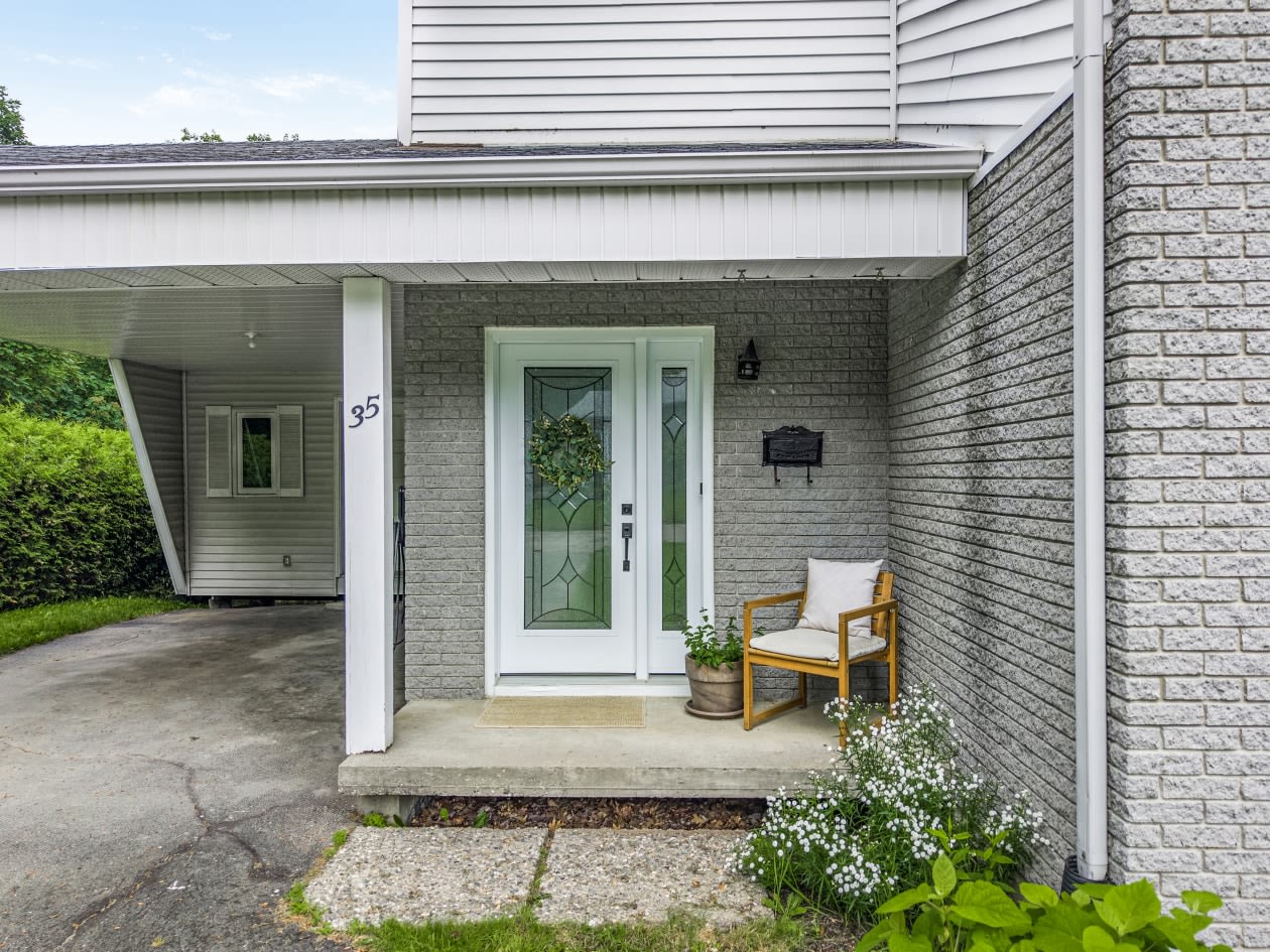 Photo 34 — 35 Place Des Chênes, Windsor, J1S 2S9, Windsor
