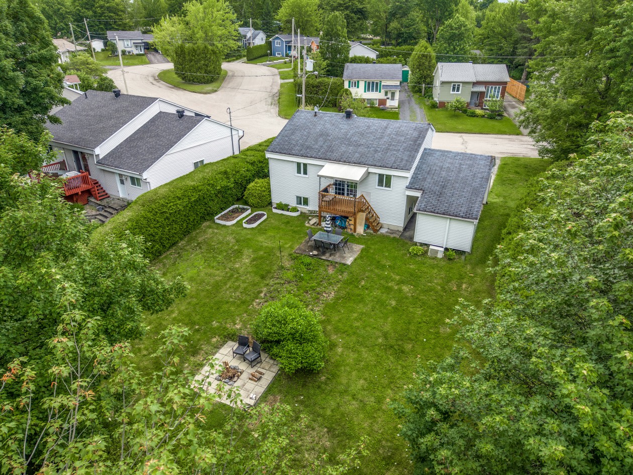 Photo 31 — 35 Place Des Chênes, Windsor, J1S 2S9, Windsor