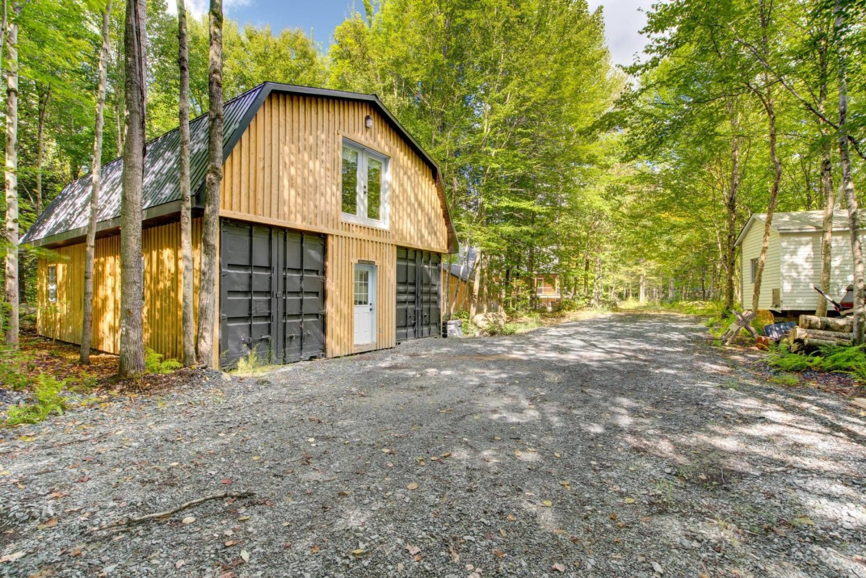 Garage — 3, Ch. Wesley, Wentworth, J8H0H5, Wentworth
