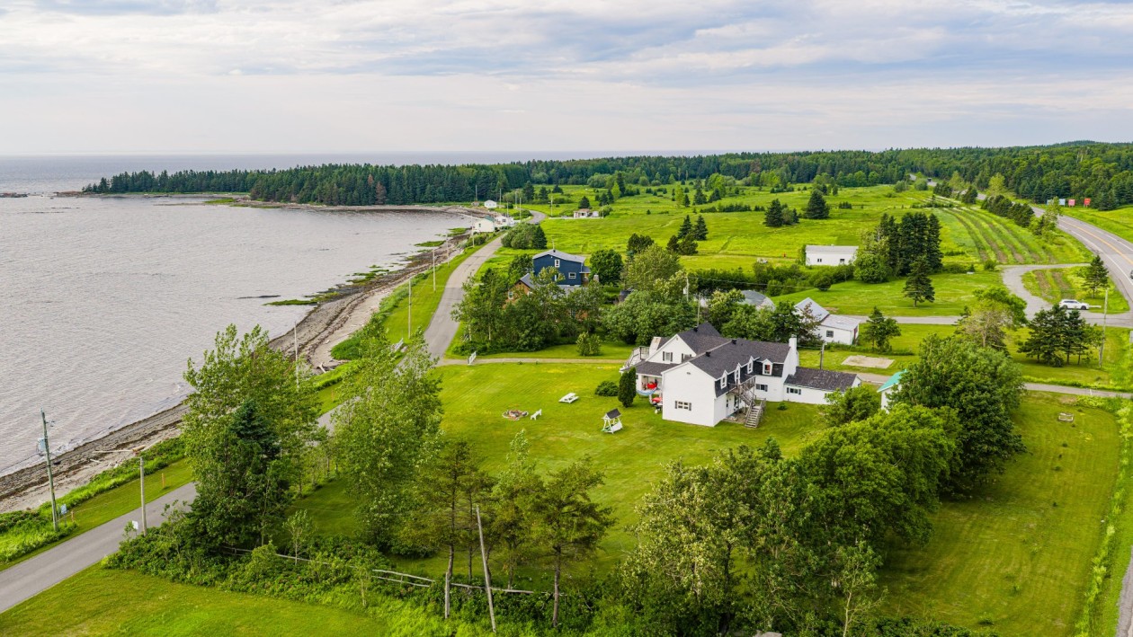 Photo aérienne — 412, Route 132, Grand-Métis, G0J1Z0, Grand-Métis