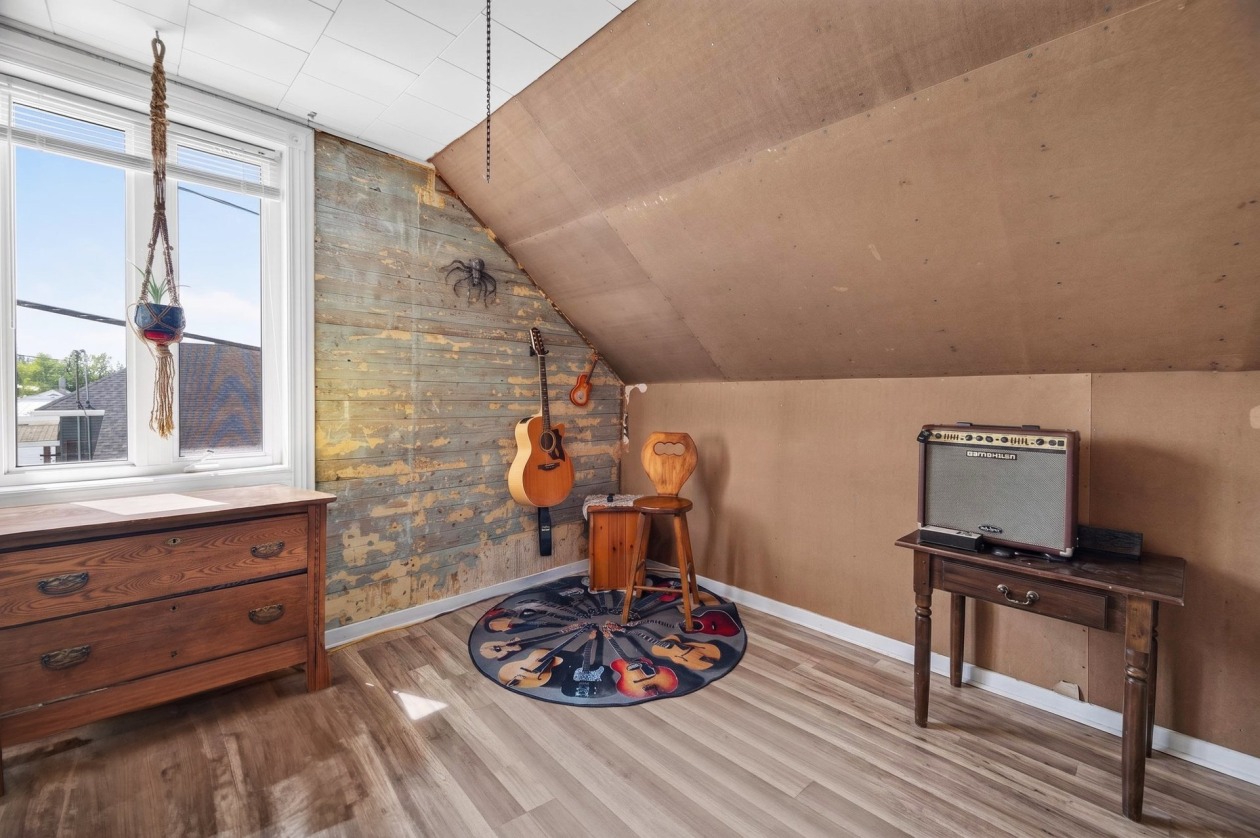 Chambre à coucher — 188, Rue Principale, Esprit-Saint, G0K1A0, Esprit-Saint