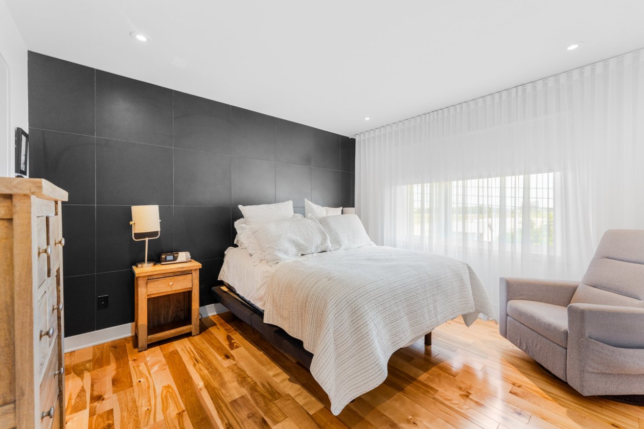 Chambre à coucher — 18211Z, Rue de Brissac, Mirabel, J7J0Y4, Mirabel