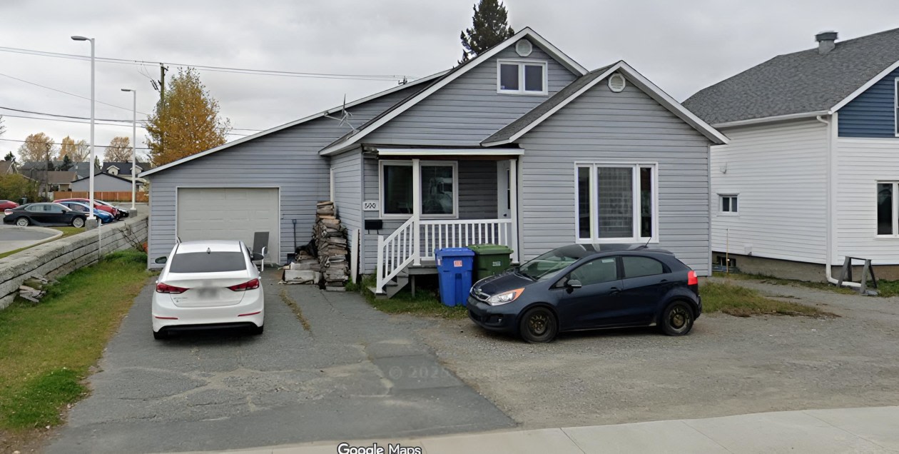 500 2E Rue E — photo 1