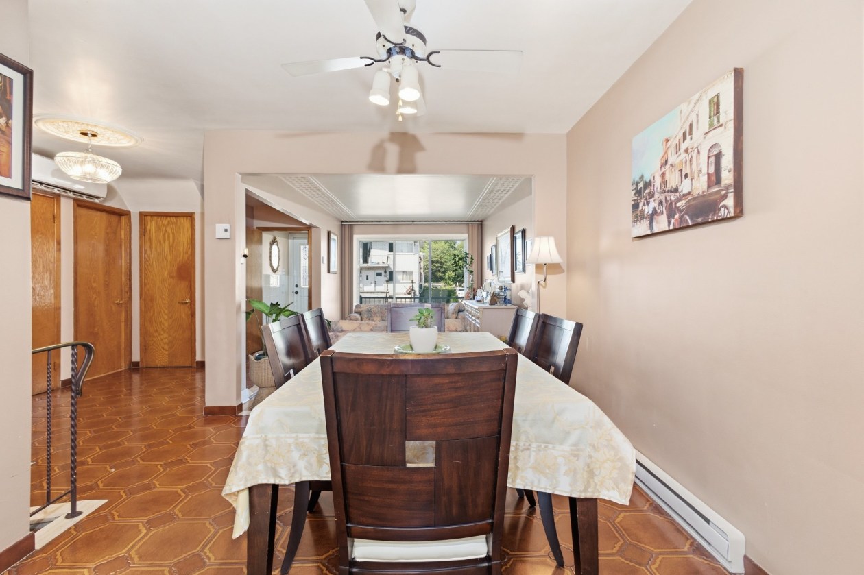 Salle à manger — 2290 - 2292, Rue Lise, Montréal (LaSalle), H8N1M5, Montréal (LaSalle)