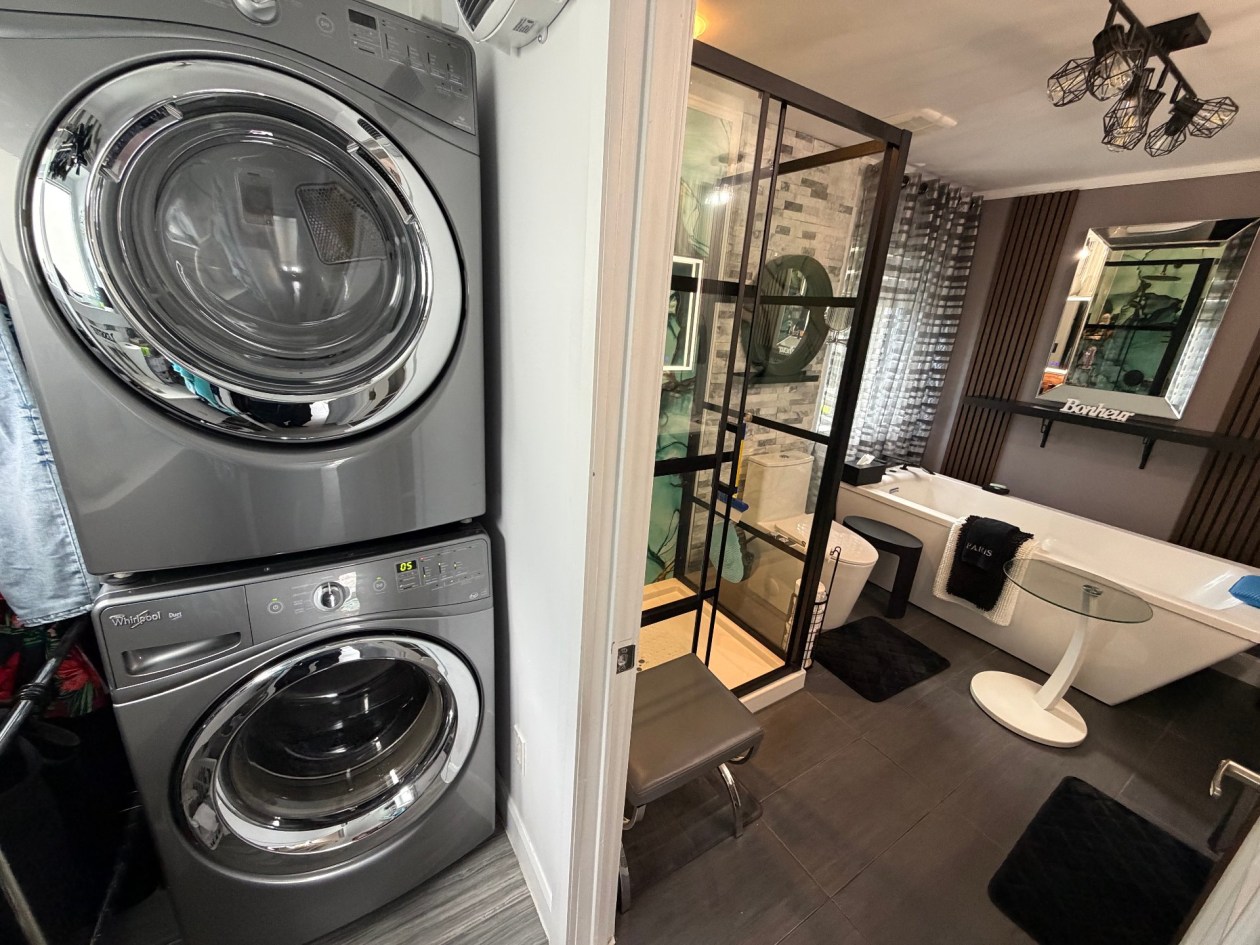 Salle de lavage — 210, Ch. du Four-à-Chaux, Alma, G8B5V3, Alma