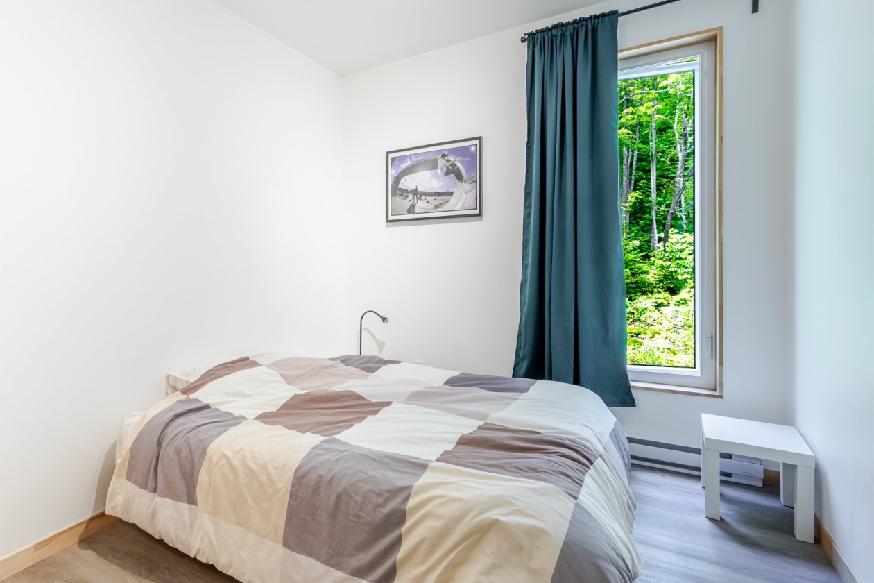 Chambre à coucher — 14, Ch. de la Ste-Berthe, Petite-Rivière-Saint-François, G0A2L0, Petite-Rivière-Saint-François