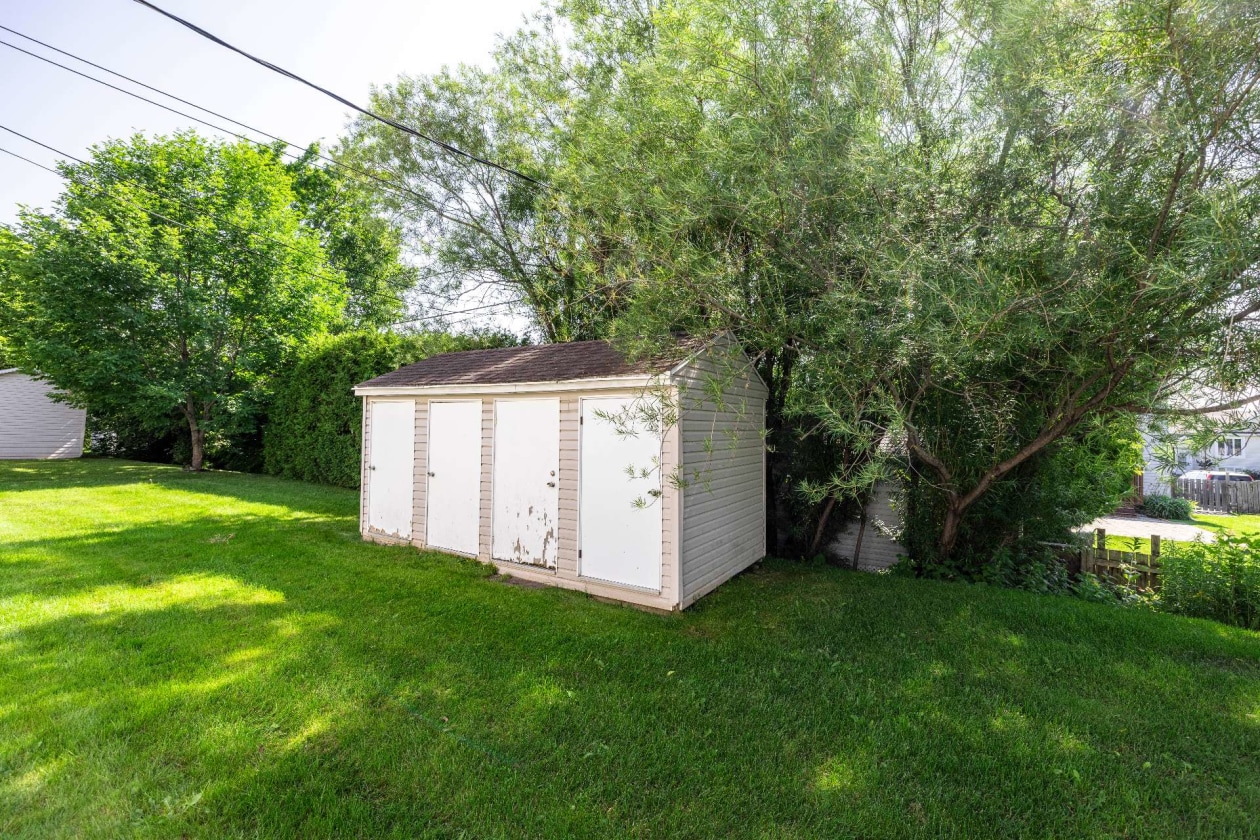 Rangement — 636, Rue Sébastien, Québec (Charlesbourg ), G2L2W4, Québec (Charlesbourg )