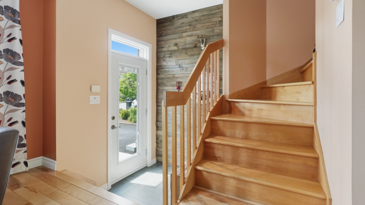 Hall d'entrée — 3239, Rue François-De Villars, Québec (Beauport), G1C8A8, Québec (Beauport)
