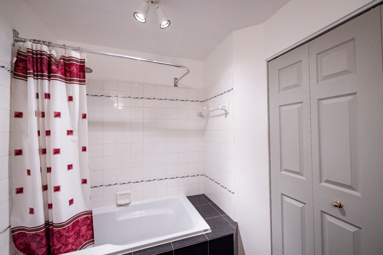 Salle de bains — 636, Rue Sébastien, Québec (Charlesbourg ), G2L2W4, Québec (Charlesbourg )