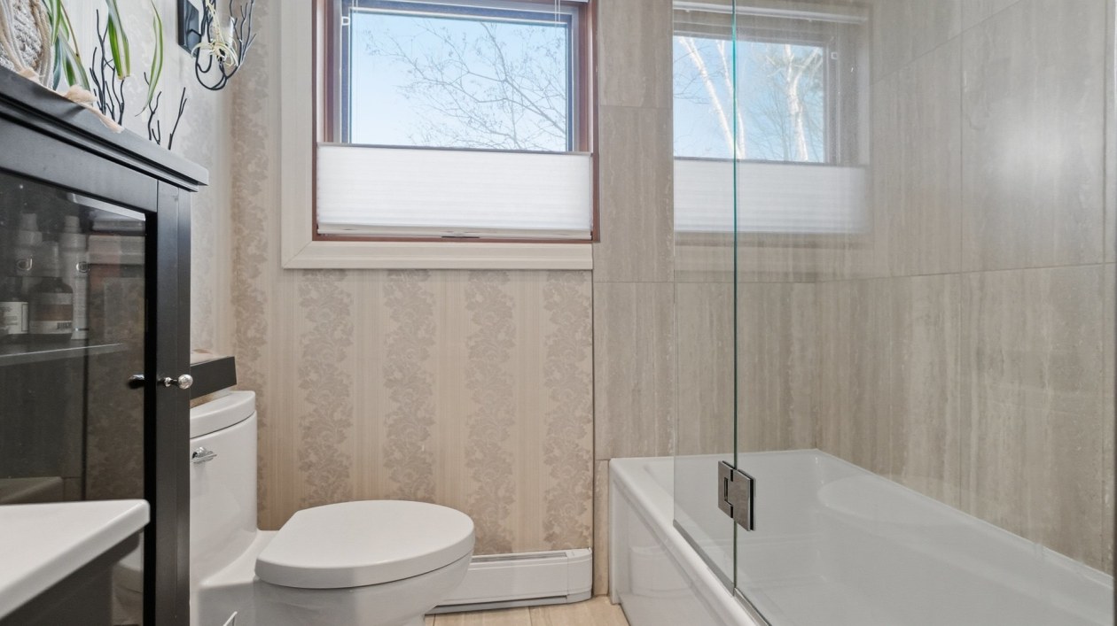 Salle de bains — 5, Rue des Sarcelles, Beaupré, G0A1E0, Beaupré