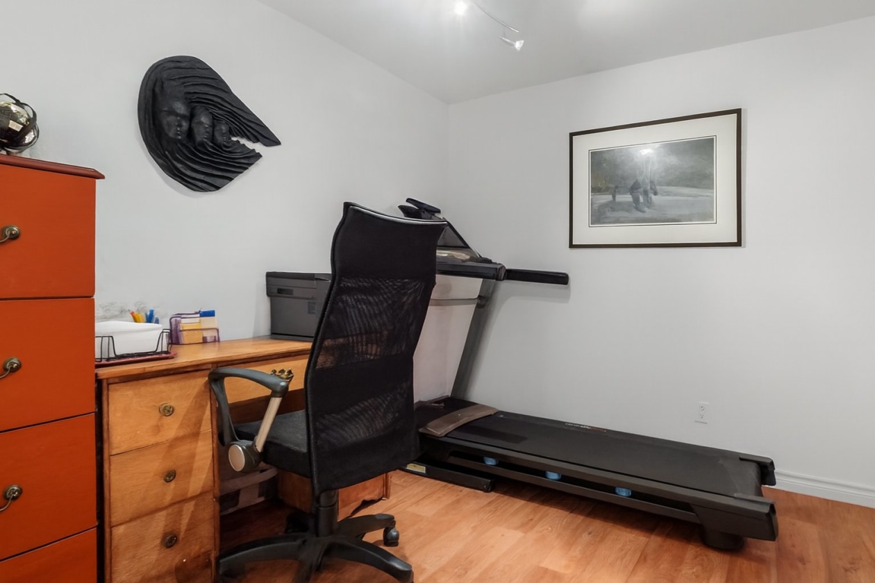 Bureau — 5, Rue des Sarcelles, Beaupré, G0A1E0, Beaupré