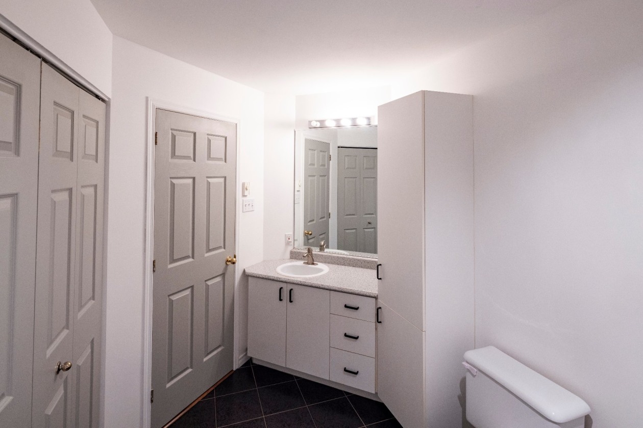 Salle de bains — 636, Rue Sébastien, Québec (Charlesbourg ), G2L2W4, Québec (Charlesbourg )
