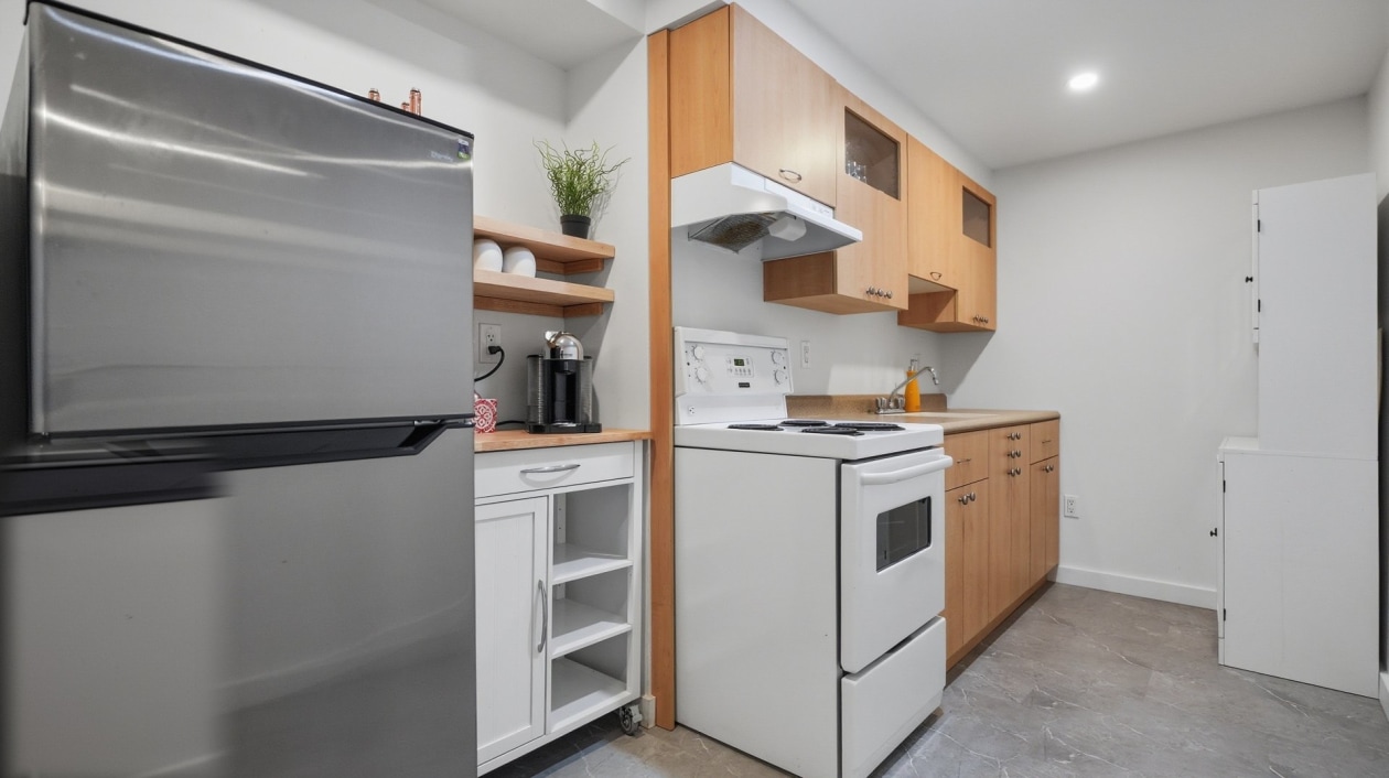 Cuisinette — 5, Rue des Sarcelles, Beaupré, G0A1E0, Beaupré