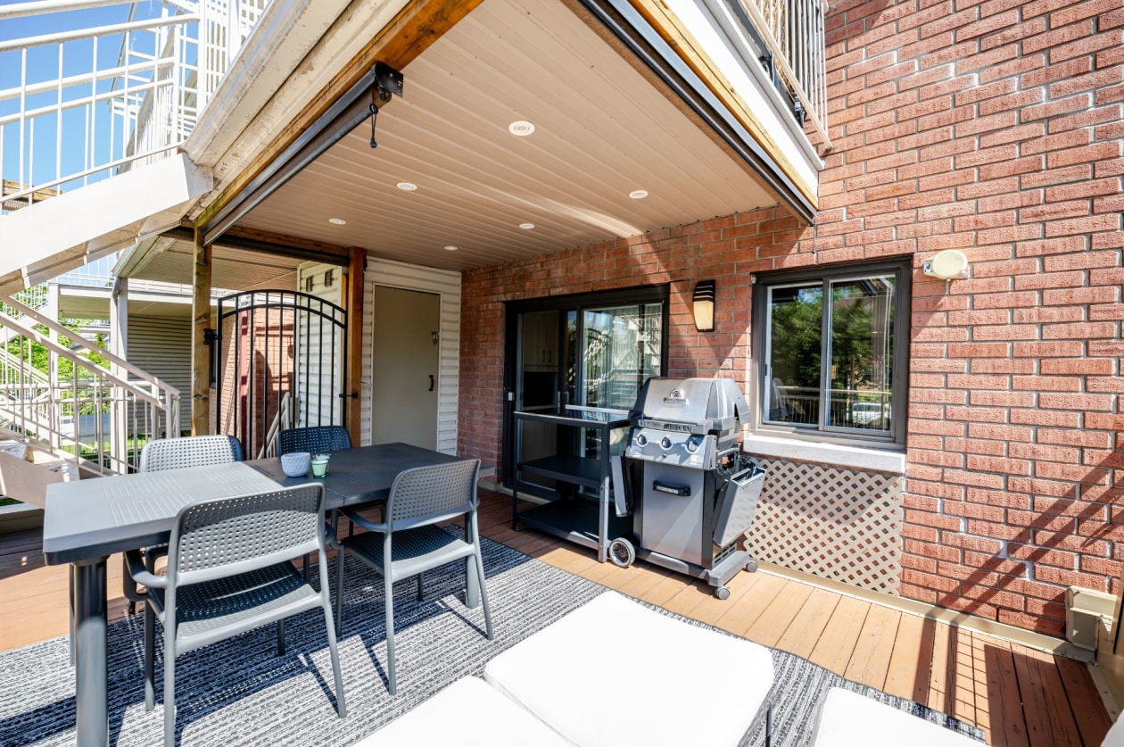 Balcon — 6027, Rue Gabrielle-Roy, 5, Longueuil (Saint-Hubert), J3Y8Z9, Longueuil (Saint-Hubert)