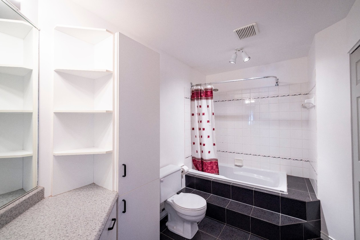 Salle de bains — 636, Rue Sébastien, Québec (Charlesbourg ), G2L2W4, Québec (Charlesbourg )