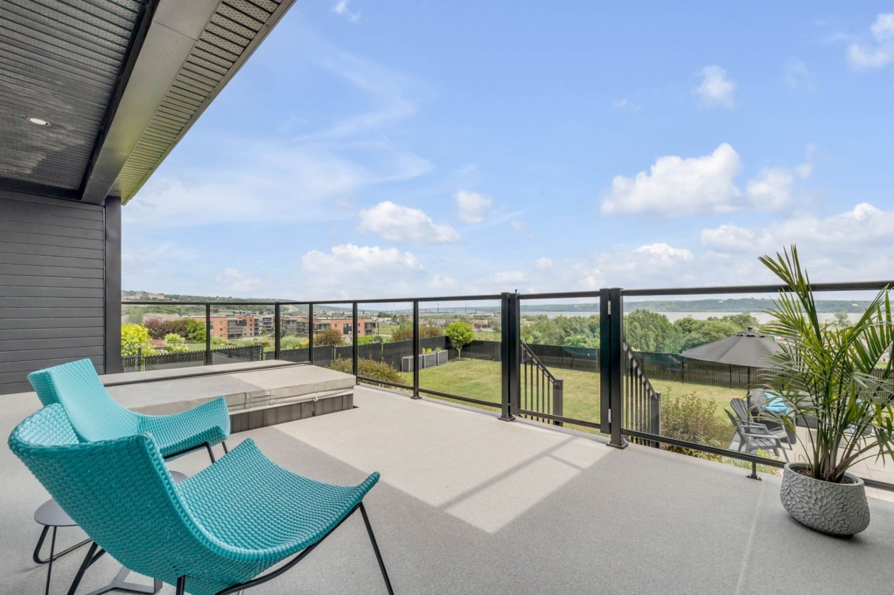 Terrasse — 106, Rue Latouche, Québec (Beauport), G1E0B8, Québec (Beauport)