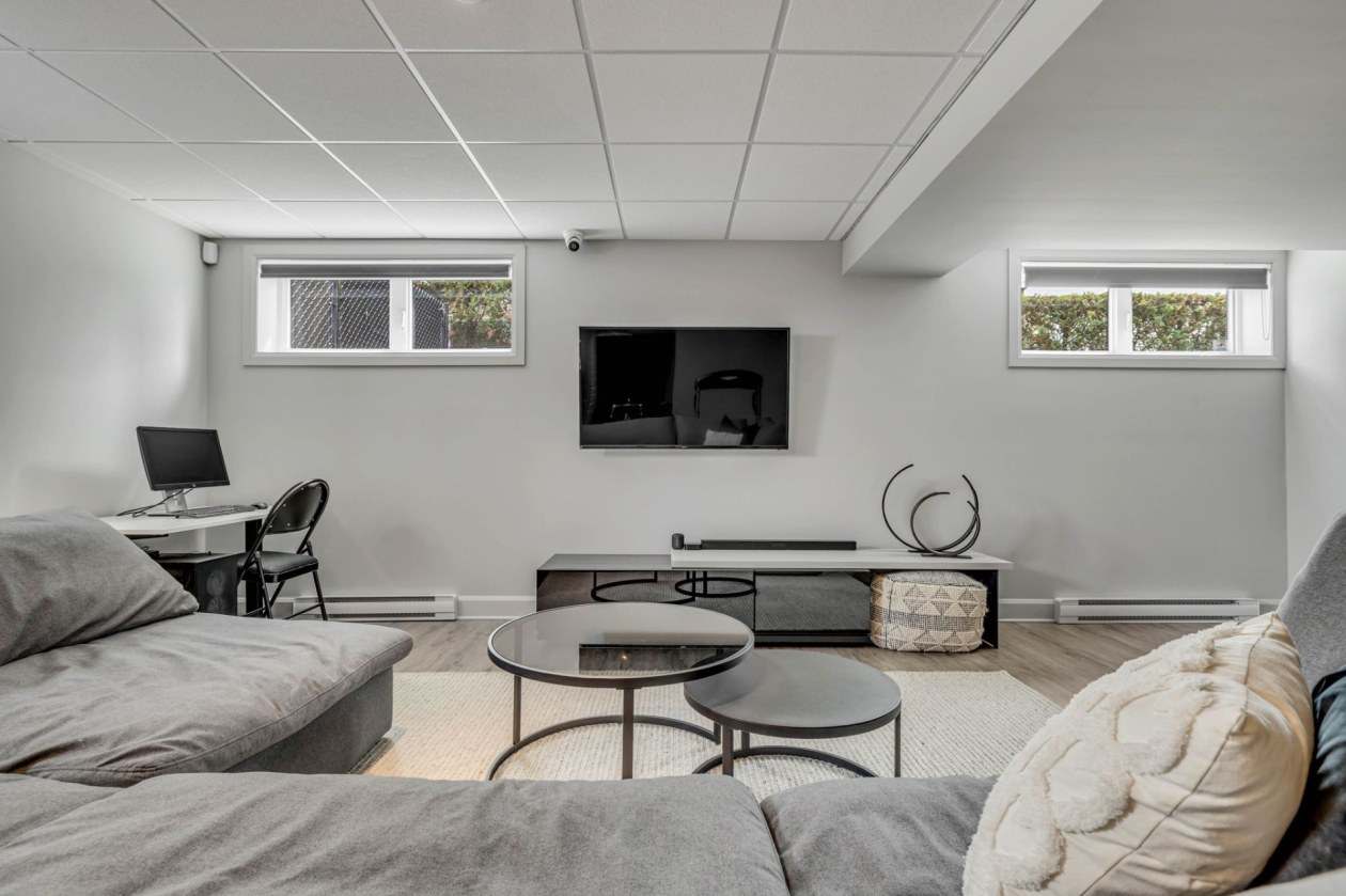 Salle familiale — 106, Rue Latouche, Québec (Beauport), G1E0B8, Québec (Beauport)