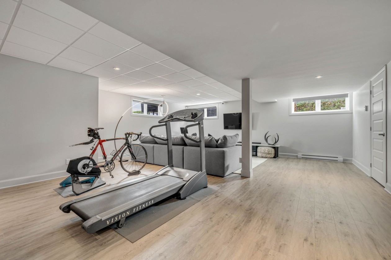 Salle familiale — 106, Rue Latouche, Québec (Beauport), G1E0B8, Québec (Beauport)