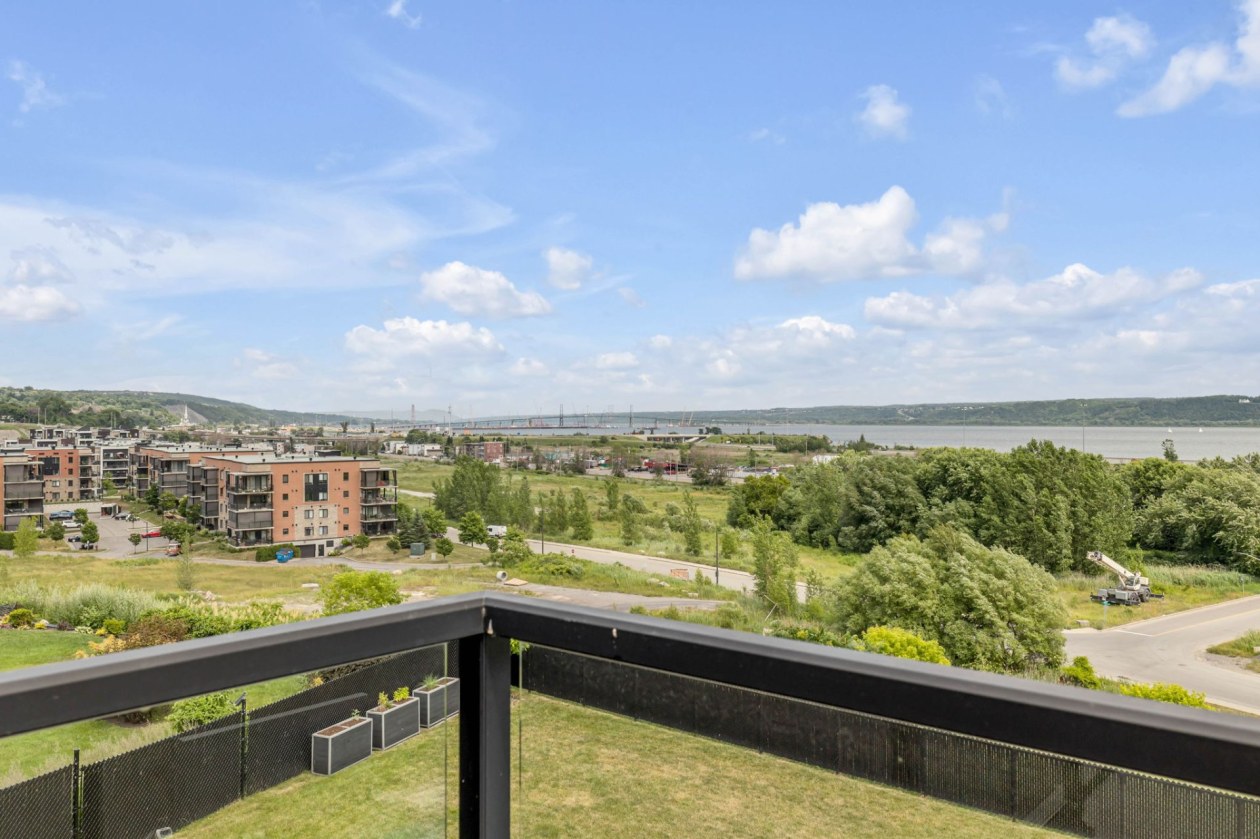 Terrasse — 106, Rue Latouche, Québec (Beauport), G1E0B8, Québec (Beauport)