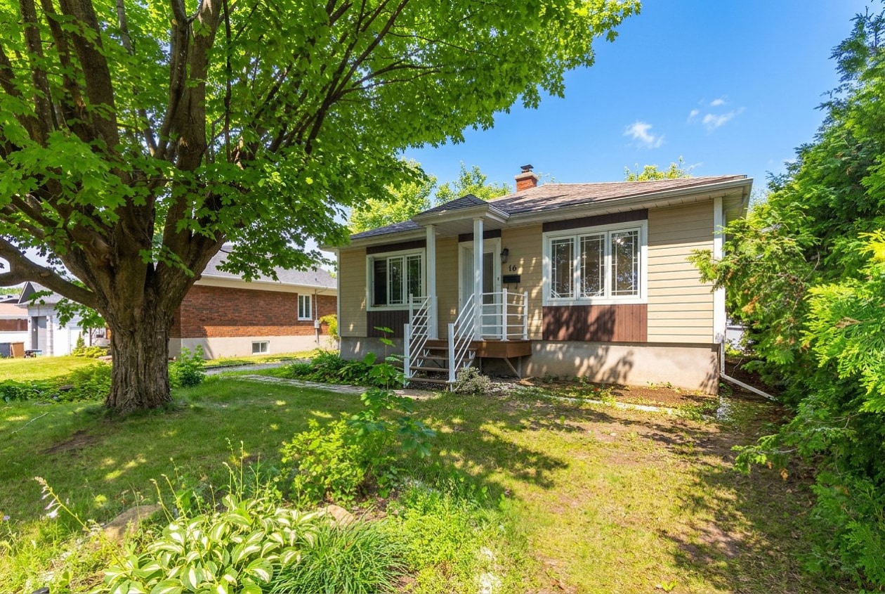 Façade — 16, Rue Laramée, Châteauguay, J6K1K9, Châteauguay