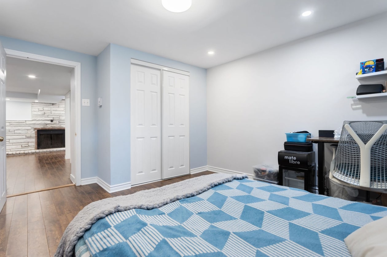 Chambre à coucher — 11570, Boul. Ste-Colette, Montréal (Montréal-Nord), H1G4T7, Montréal (Montréal-Nord)