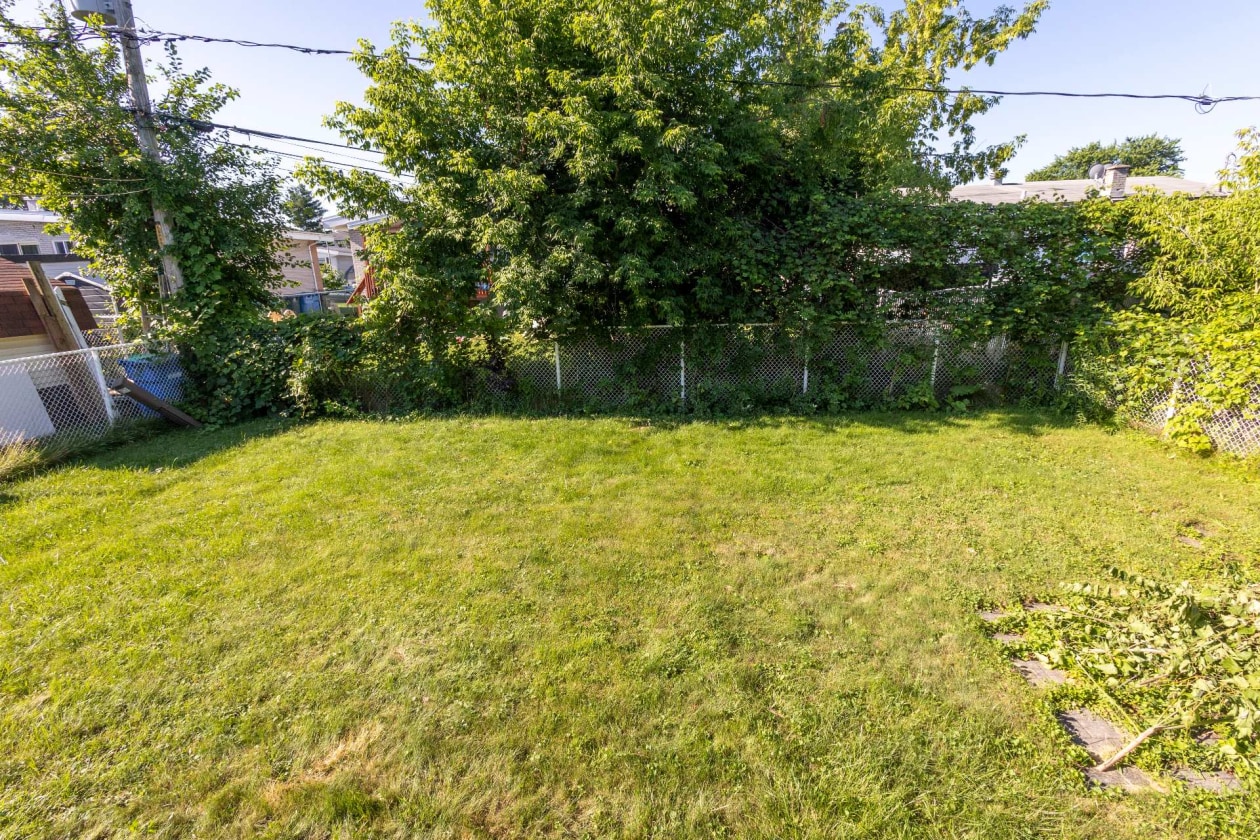 Cour — 148, Rue Léonard, Châteauguay, J6K1P1, Châteauguay