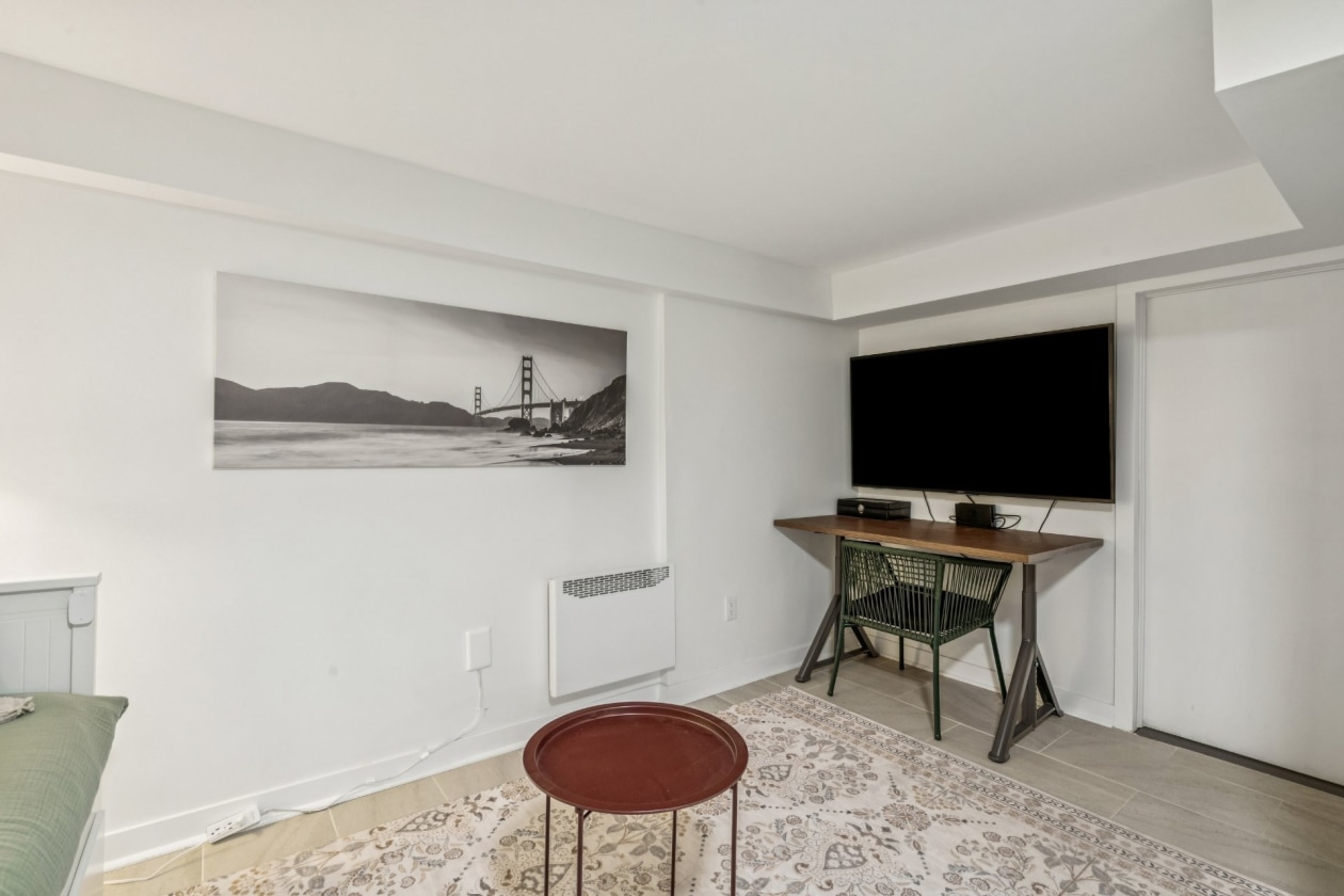 Salle familiale — 7, 1re Avenue N., L'Île-Perrot, J7V3J4, L'Île-Perrot