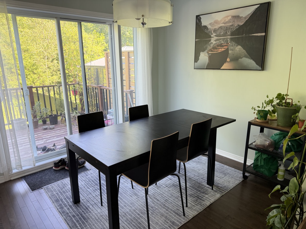 Salle à manger — 114 Rue Rabelais, Saint-Constant, J5A 0J5, Saint-Constant