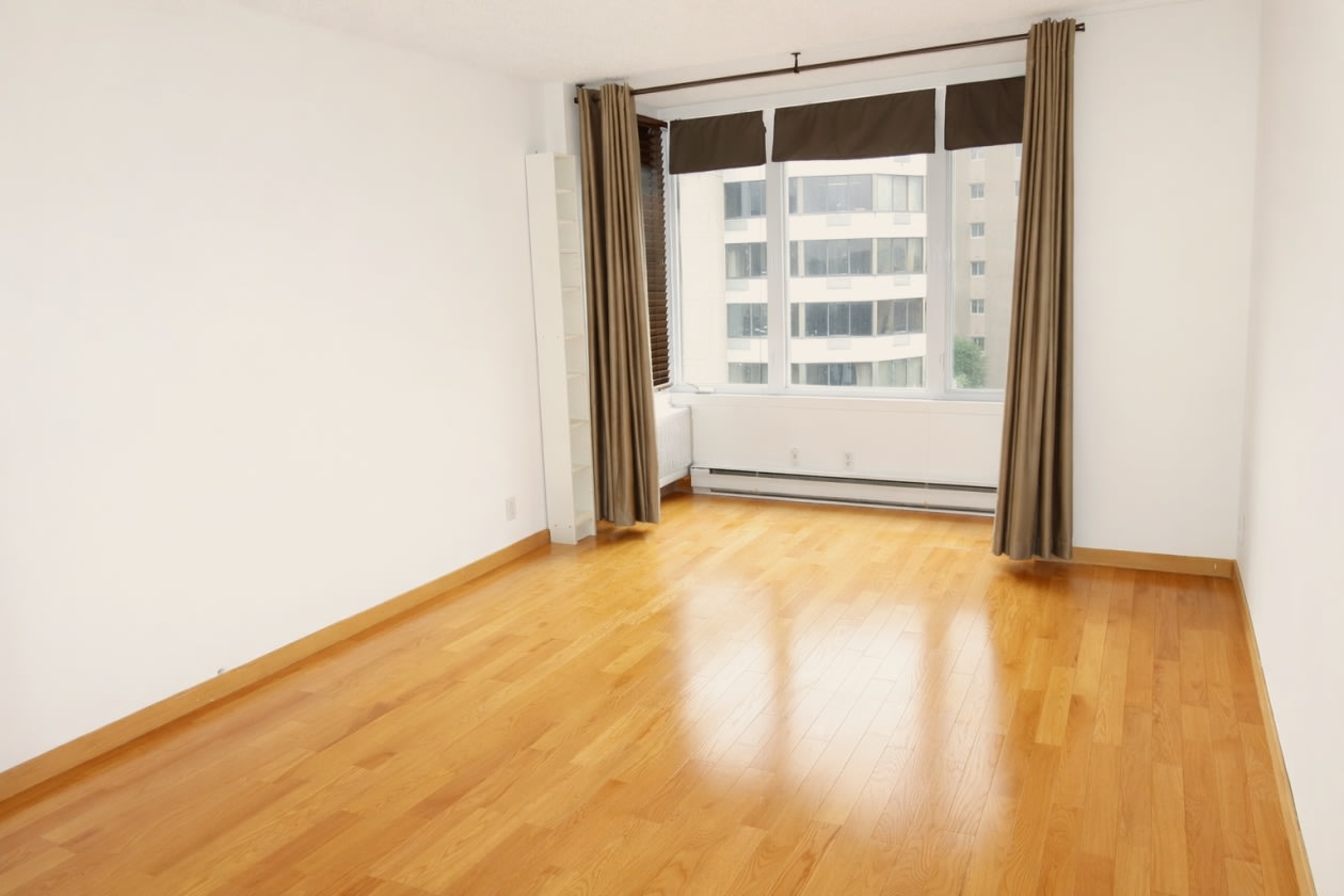 Chambre à coucher — 10100 Ave. Bois-de-Boulogne, 504, Montreal, H4N 1K7, Montreal