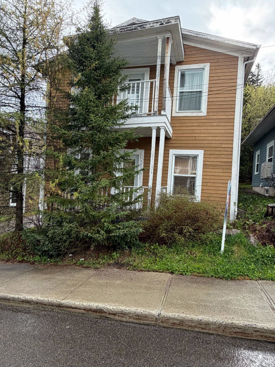 Façade — 439 - 441, Rue de la Place-d'Armes, Saguenay (Chicoutimi), G7H4X3, Saguenay (Chicoutimi)