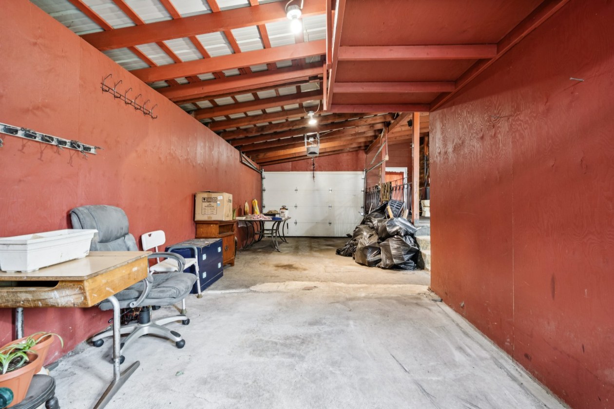 Garage — 1929, Rue Gérard, Laval (Chomedey), H7T1N2, Laval (Chomedey)