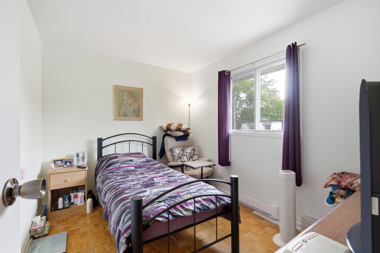 Chambre à coucher — 335, Rue Colbert, Montréal (Rivière-des-Prairies/Pointe-aux-Trembles), H1A3E3, Montréal (Rivière-des-Prairies/Pointe-aux-Trembles)