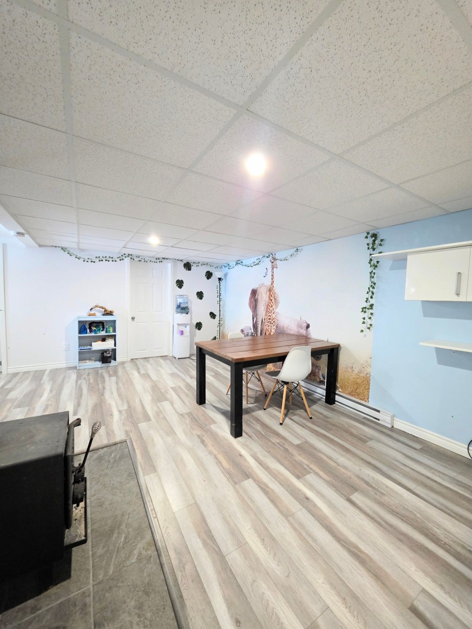 Salle familiale — 25, Rue de la Chevauchée, Rimouski, G5N5A3, Rimouski
