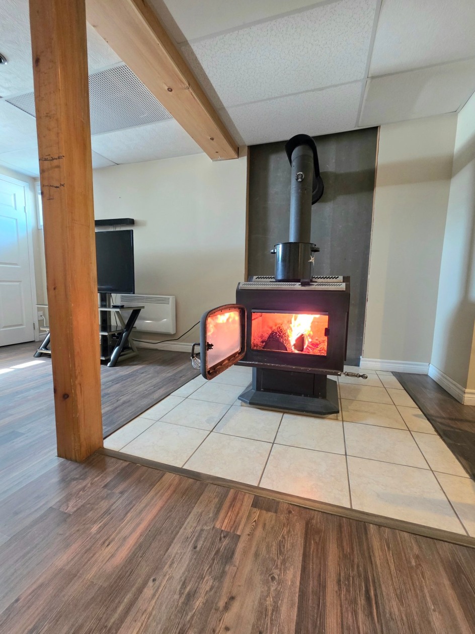Salle familiale — 92, Route des Pionniers, Rimouski, G5N5M7, Rimouski