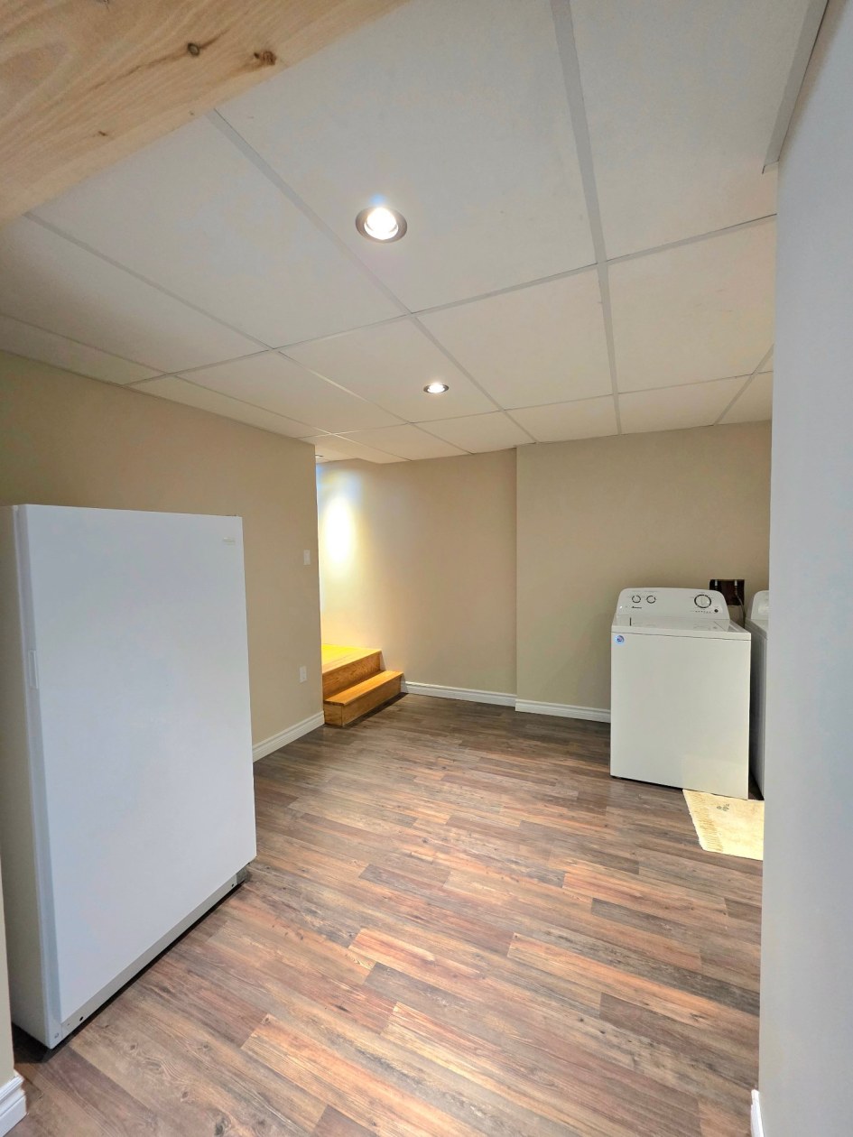 Salle de lavage — 92, Route des Pionniers, Rimouski, G5N5M7, Rimouski