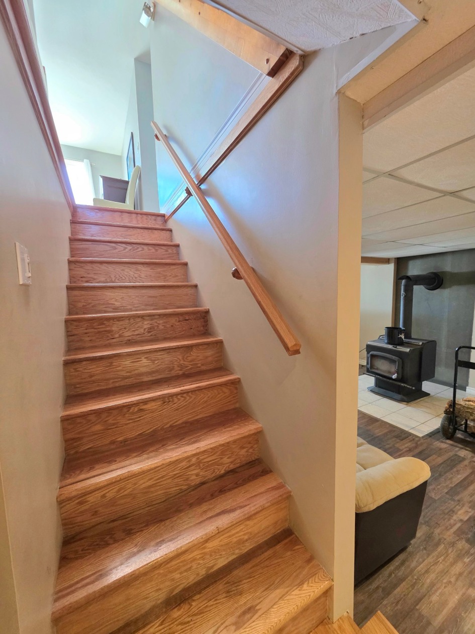 Escalier — 92, Route des Pionniers, Rimouski, G5N5M7, Rimouski