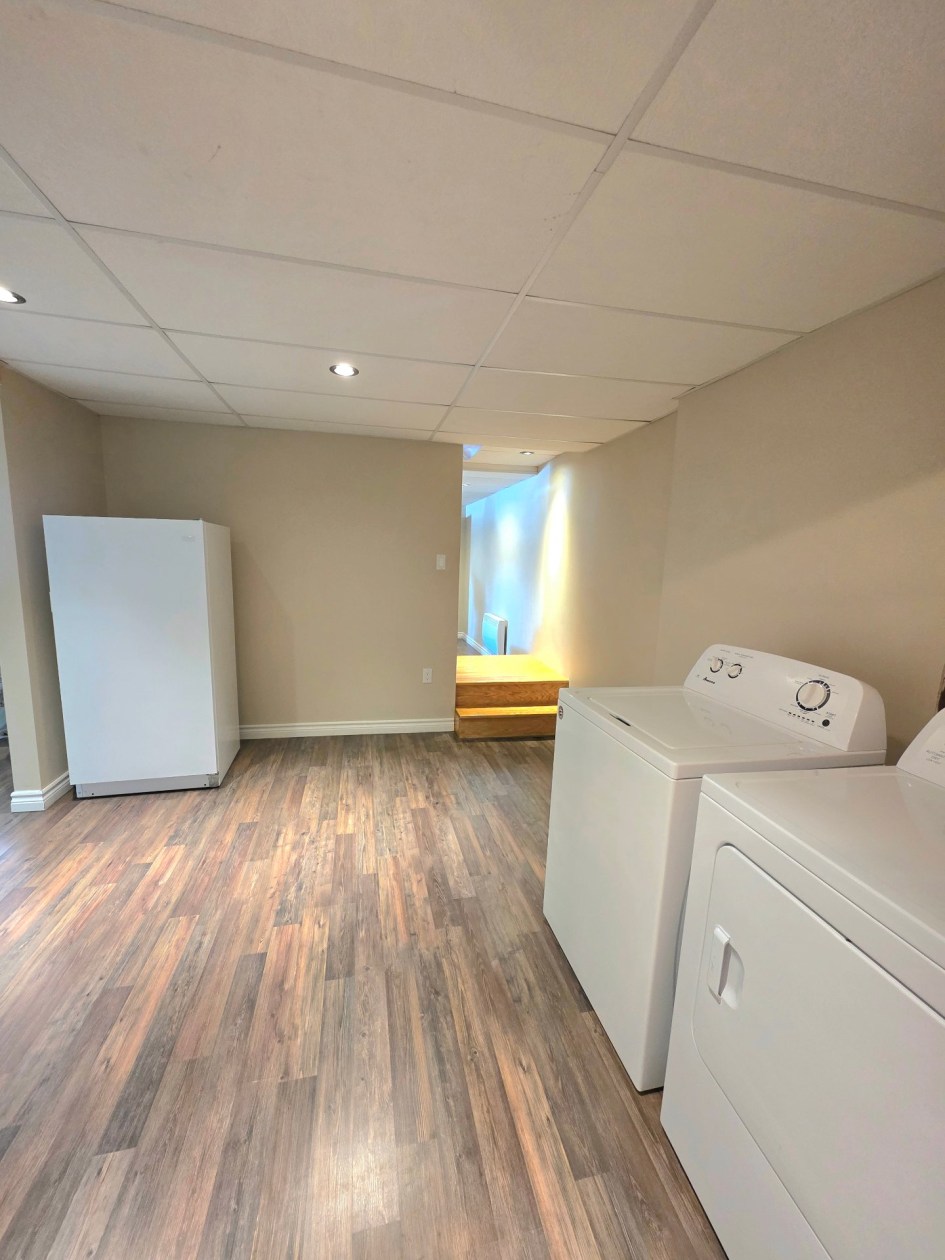 Salle de lavage — 92, Route des Pionniers, Rimouski, G5N5M7, Rimouski