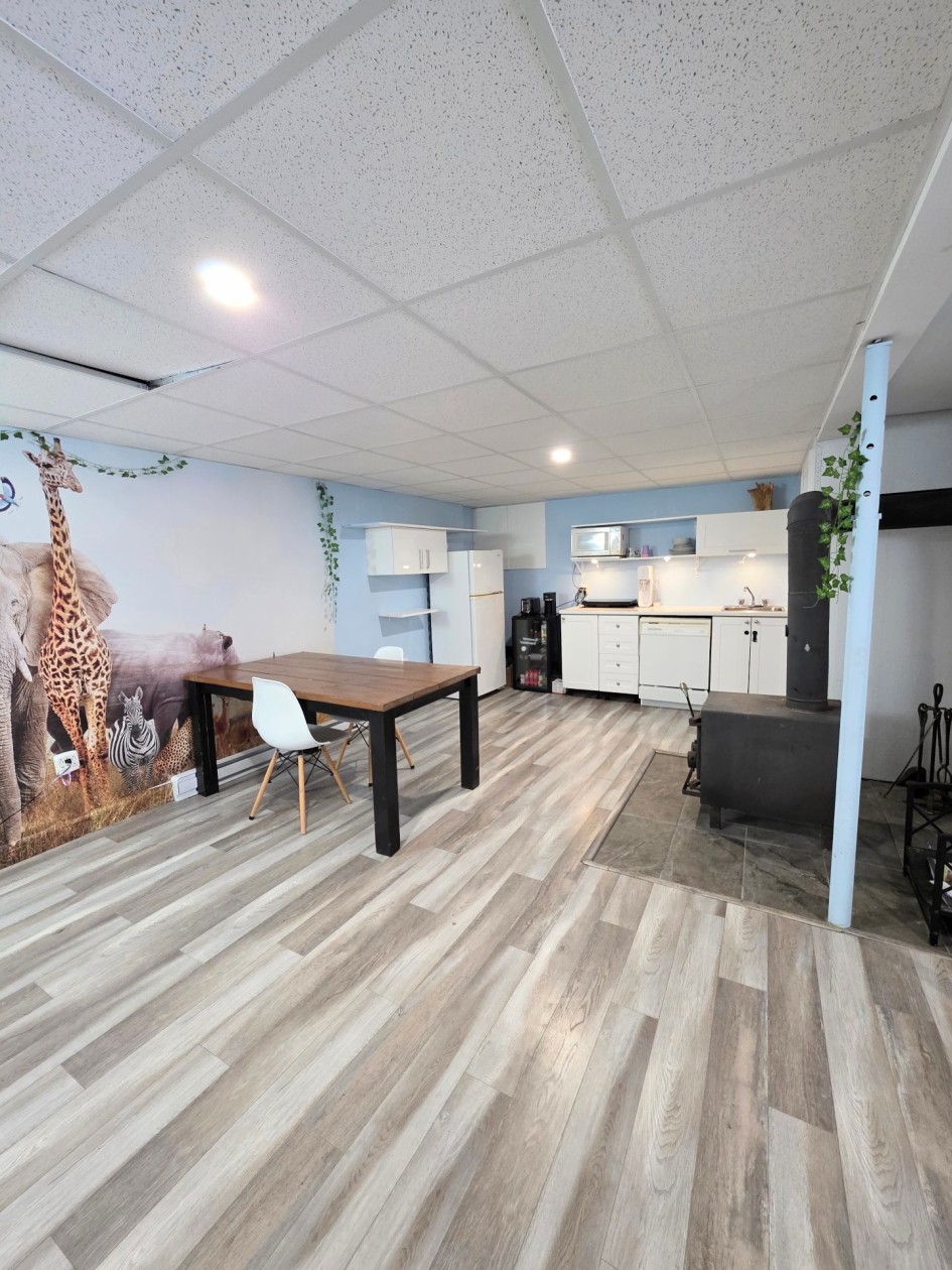 Salle familiale — 25, Rue de la Chevauchée, Rimouski, G5N5A3, Rimouski