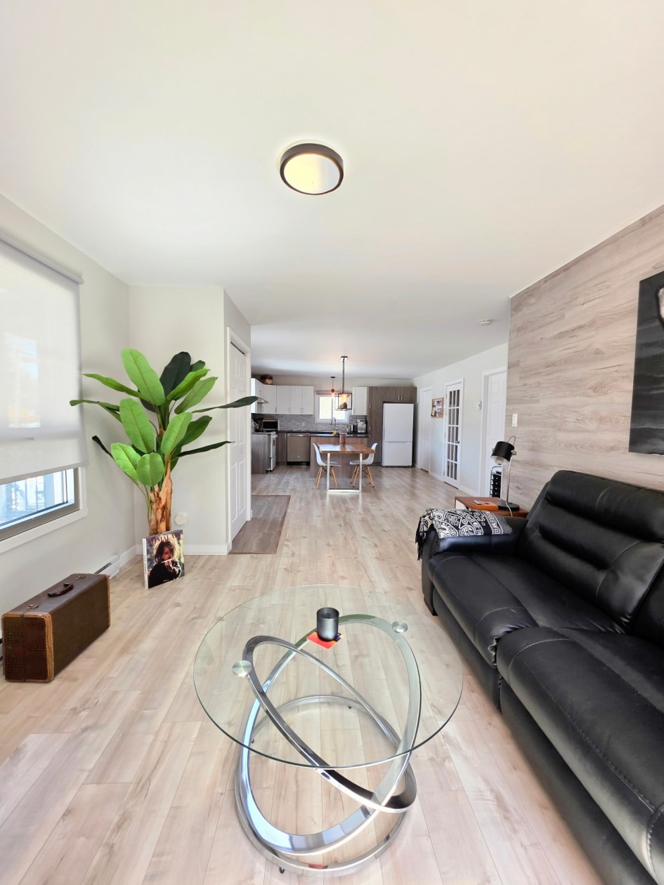 Salon — 25, Rue de la Chevauchée, Rimouski, G5N5A3, Rimouski