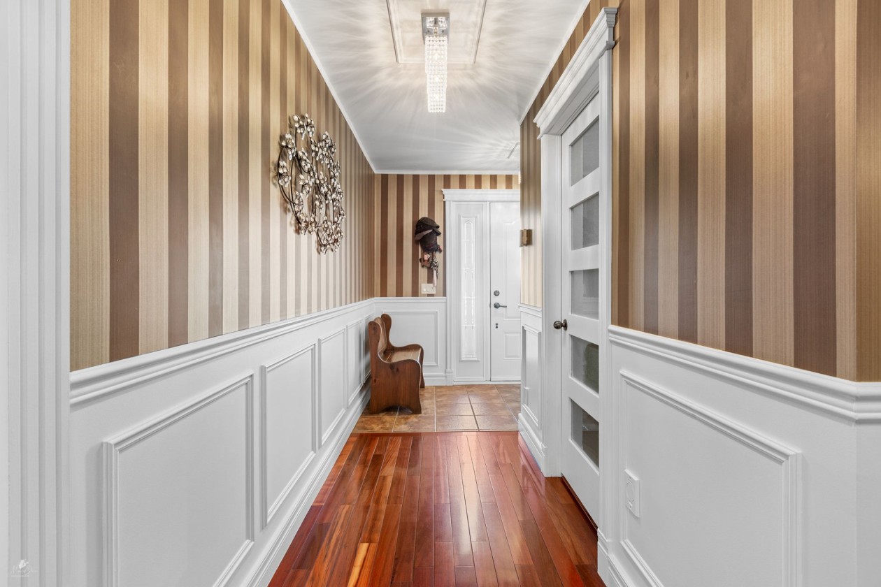 Hall d'entrée — 29, Rue des Seigneurs, Lévis (Les Chutes-de-la-Chaudière-Est), G6Z7P4, Lévis (Les Chutes-de-la-Chaudière-Est)
