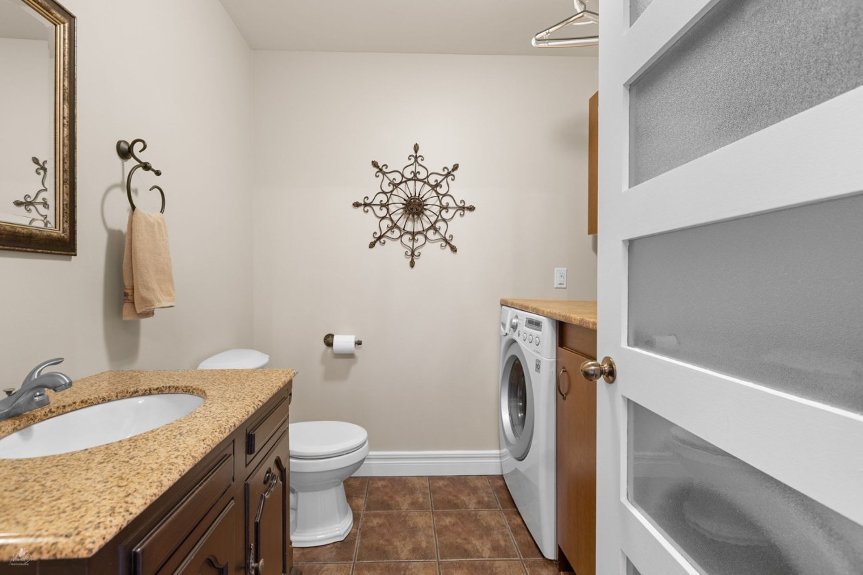 Salle de lavage — 29, Rue des Seigneurs, Lévis (Les Chutes-de-la-Chaudière-Est), G6Z7P4, Lévis (Les Chutes-de-la-Chaudière-Est)