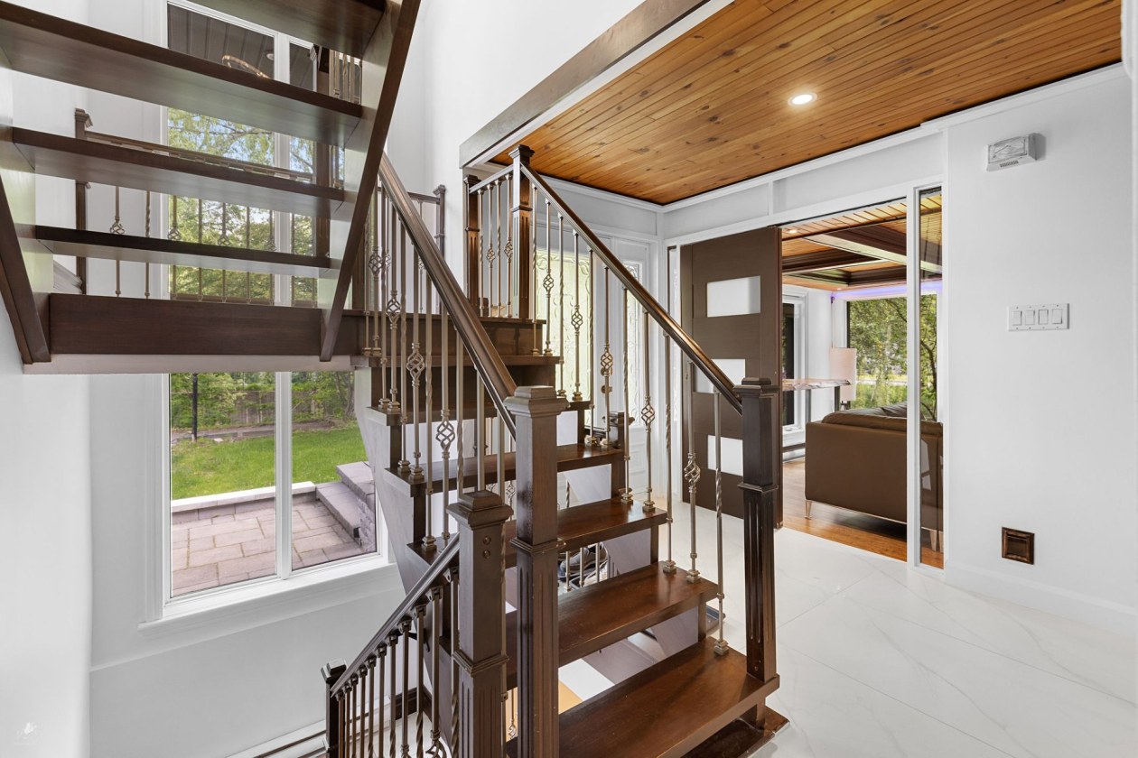 Escalier — 368, Rue du Coursier, Lévis (Desjardins), G6C1L7, Lévis (Desjardins)